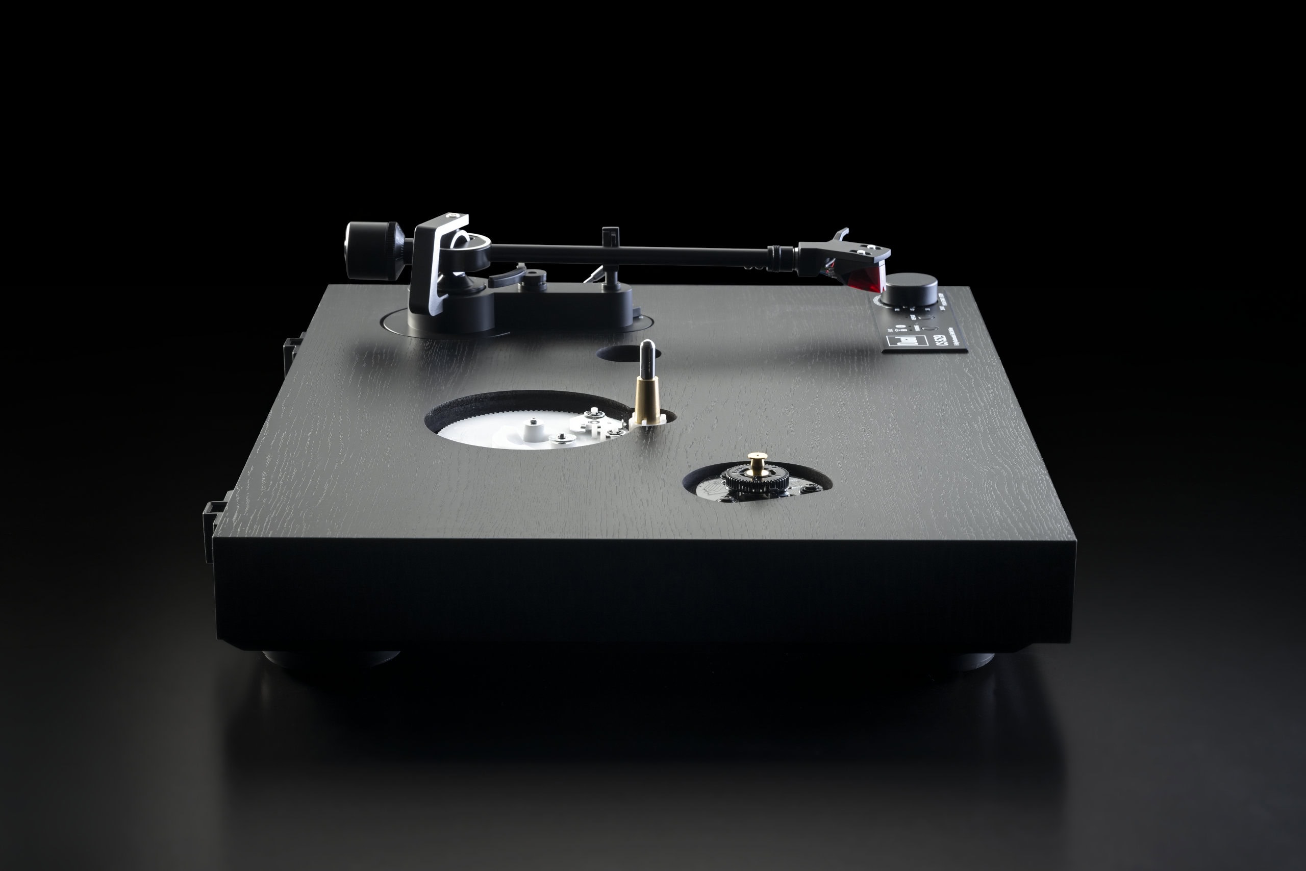 CS 529 Turntable