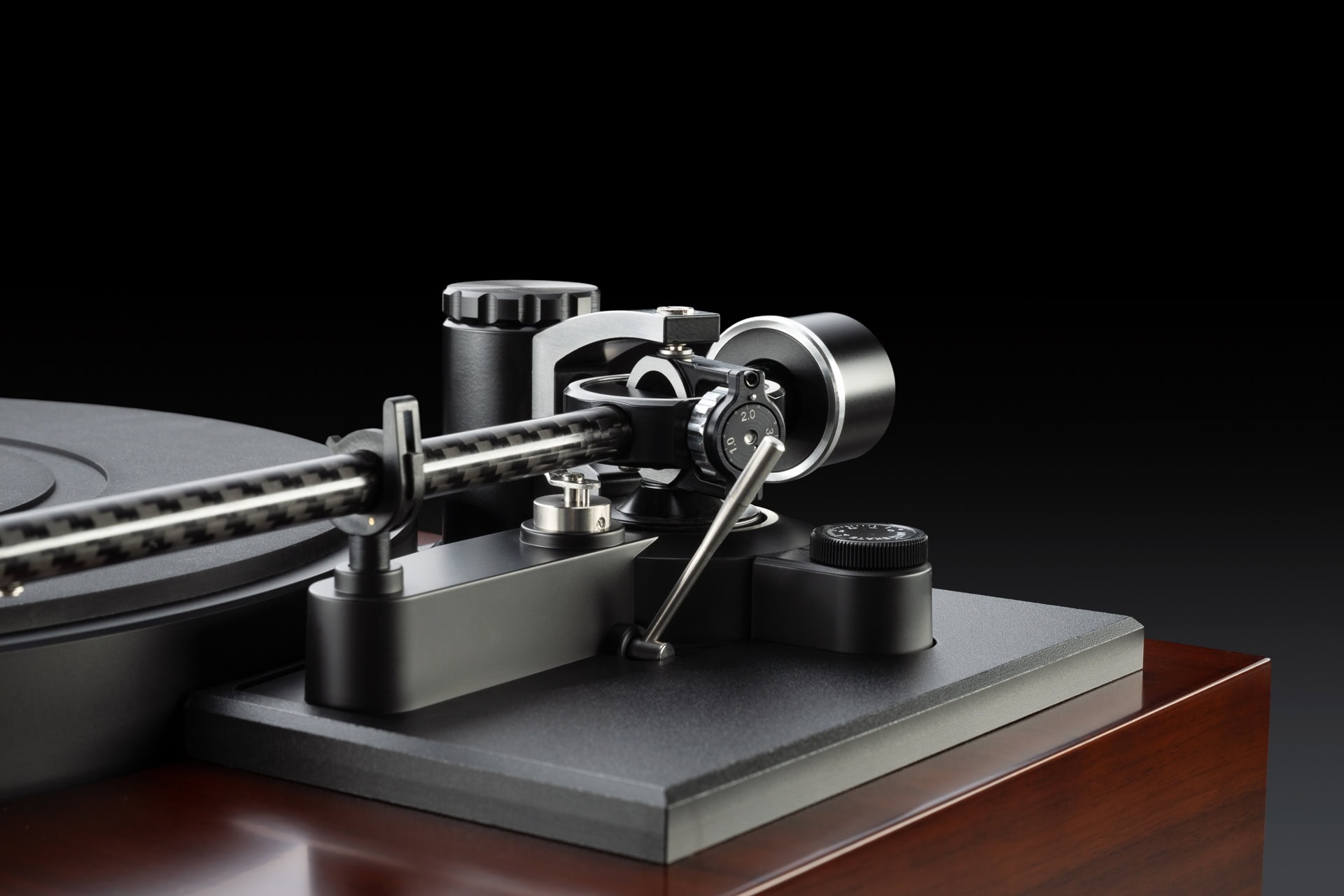 CS 718Q Walnuss Turntable