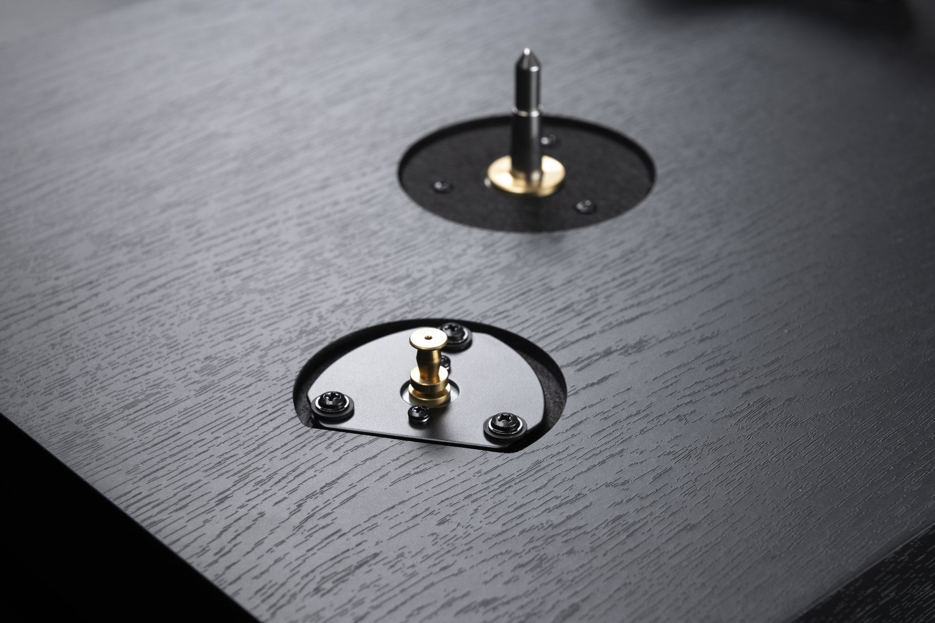 CS 418 Turntable