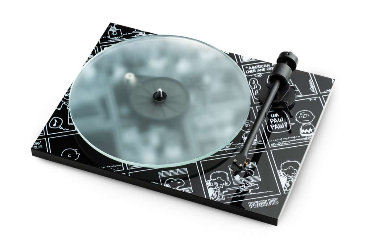 Pro-Ject Peanuts Turntable