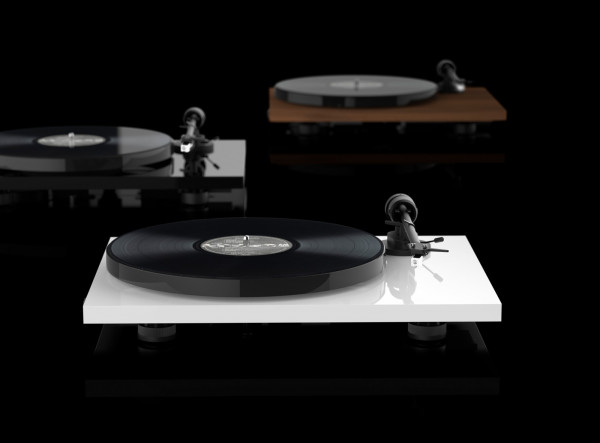 Pro-Ject E1 BT Einsteiger-Plattenspieler mit Bluetooth-Transmitter