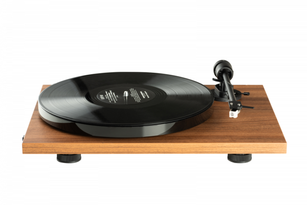 Pro-Ject E1 BT Einsteiger-Plattenspieler mit Bluetooth-Transmitter